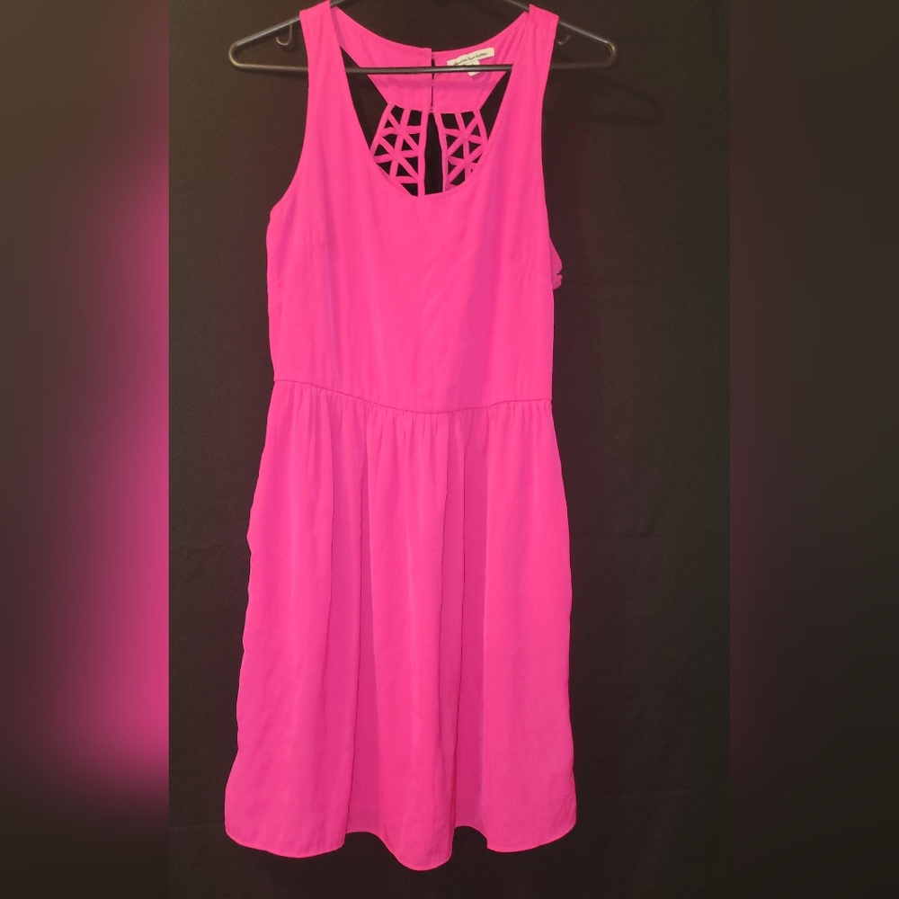 American Eagle Fuscia Dress Sz 8 Tribal Back Cut out W/pockets